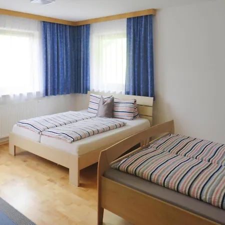 Tatil Evi Emberger, *