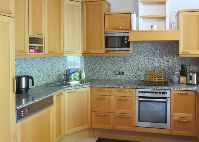 Casa vacanze Emberger, *